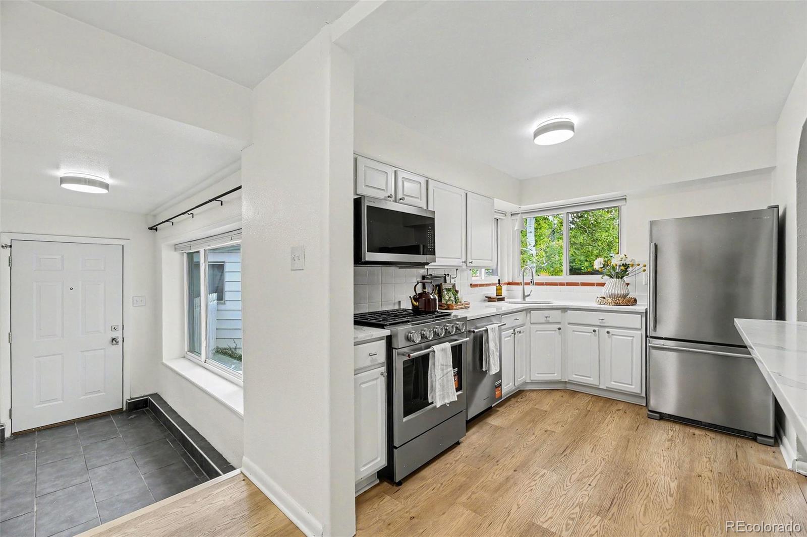 MLS Image #13 for 2161 w fair circle,littleton, Colorado