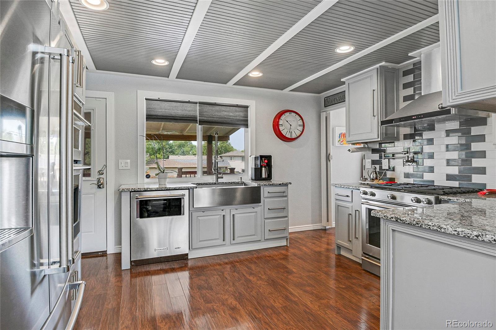 MLS Image #14 for 3021 s helena street,aurora, Colorado