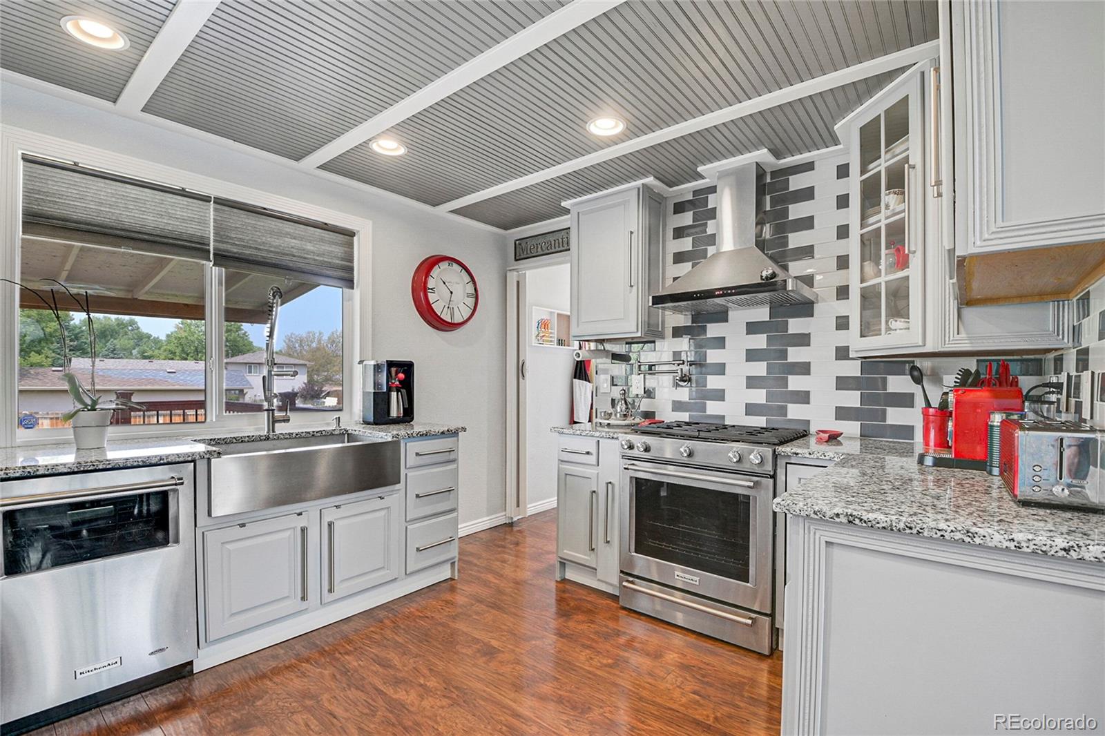 MLS Image #15 for 3021 s helena street,aurora, Colorado