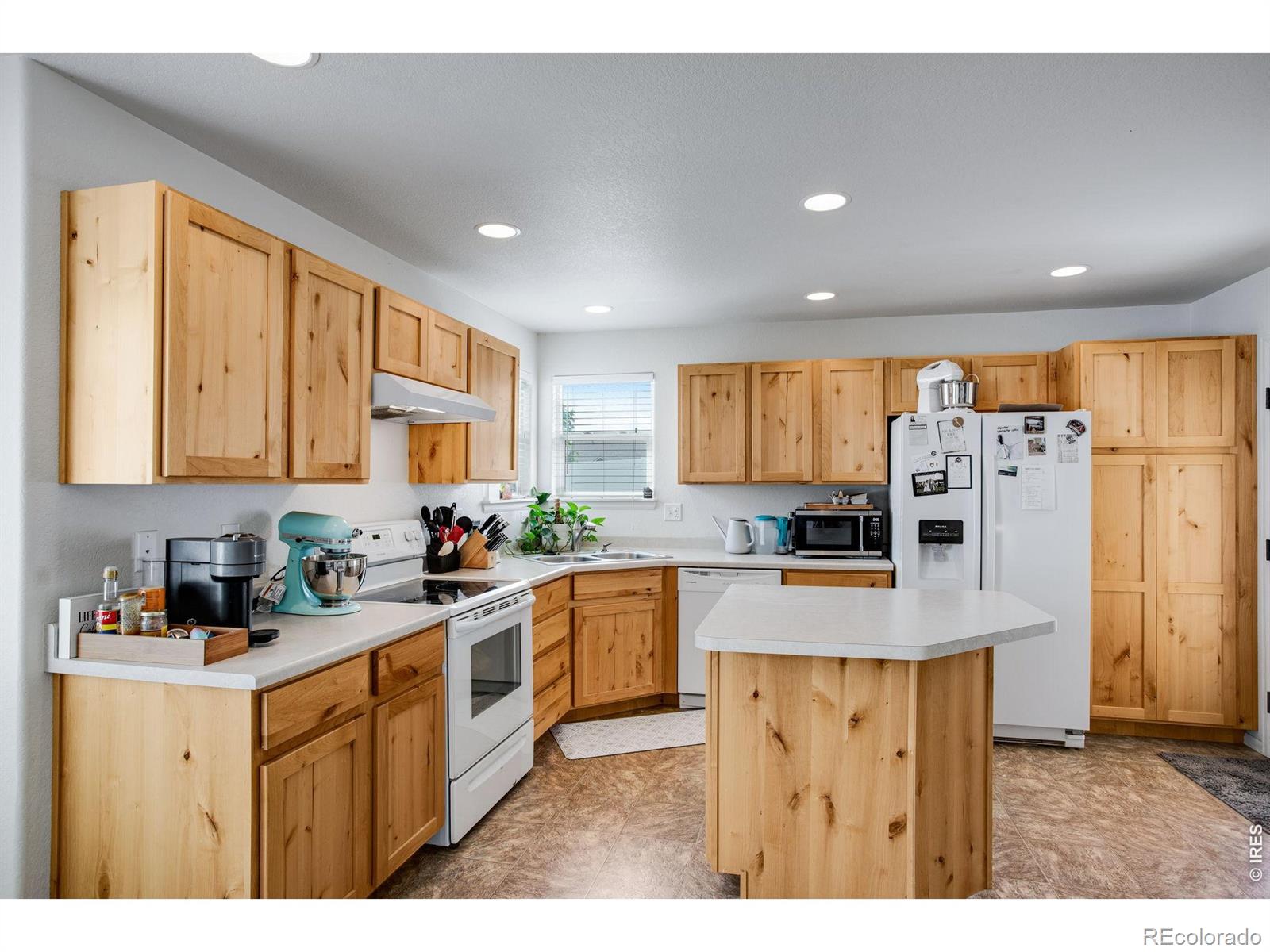 MLS Image #11 for 7505  little fox lane,wellington, Colorado