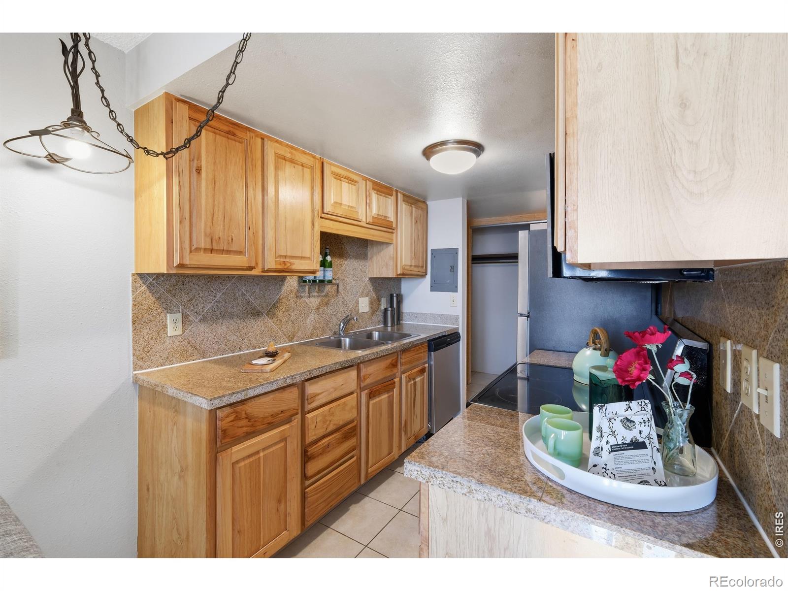 MLS Image #7 for 805  29th street,boulder, Colorado