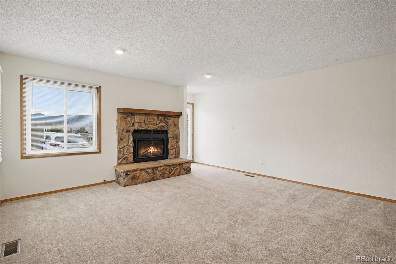 MLS Image #4 for 1050  magic lamp way,monument, Colorado