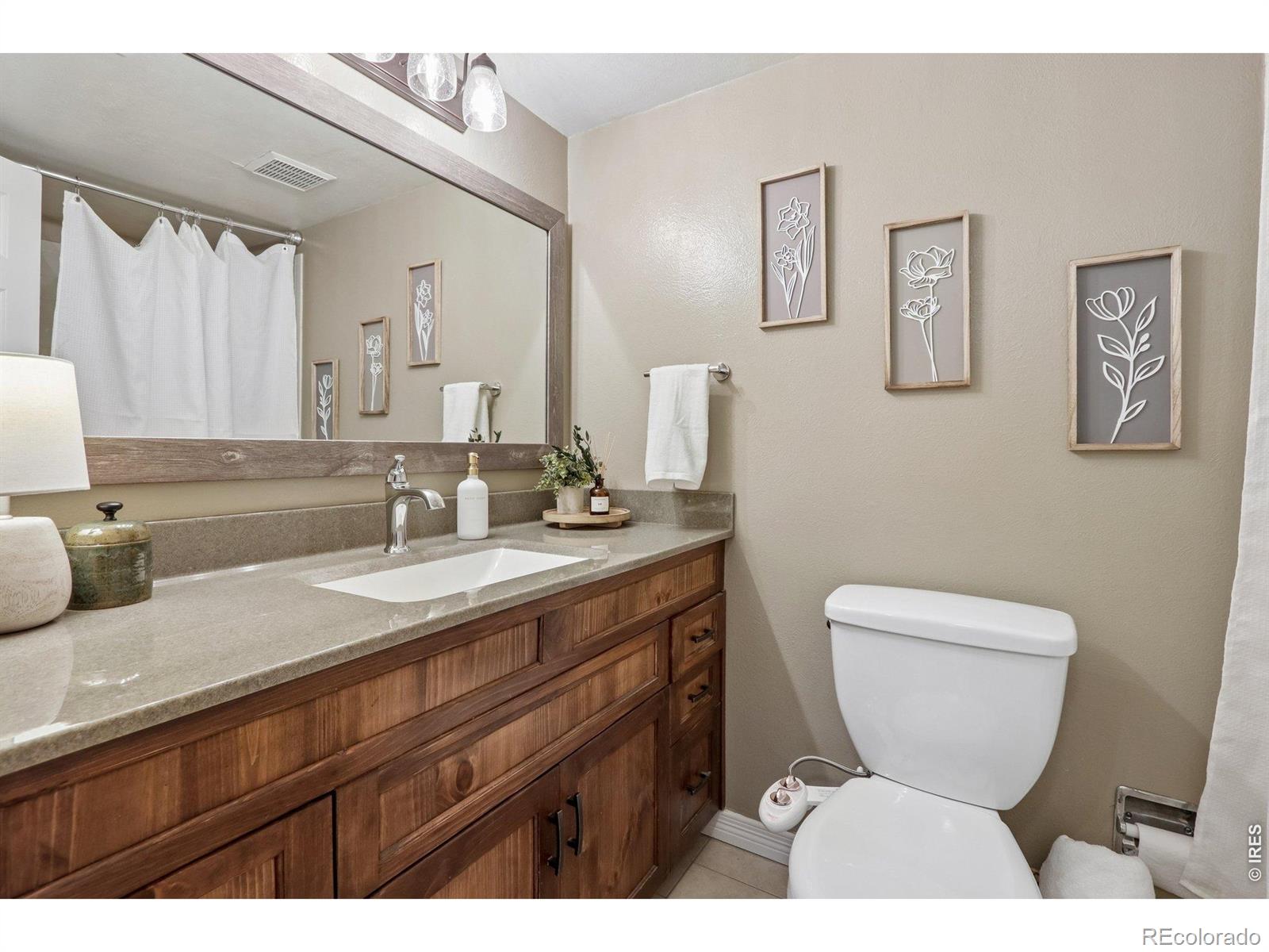 MLS Image #16 for 60 s boulder circle,boulder, Colorado