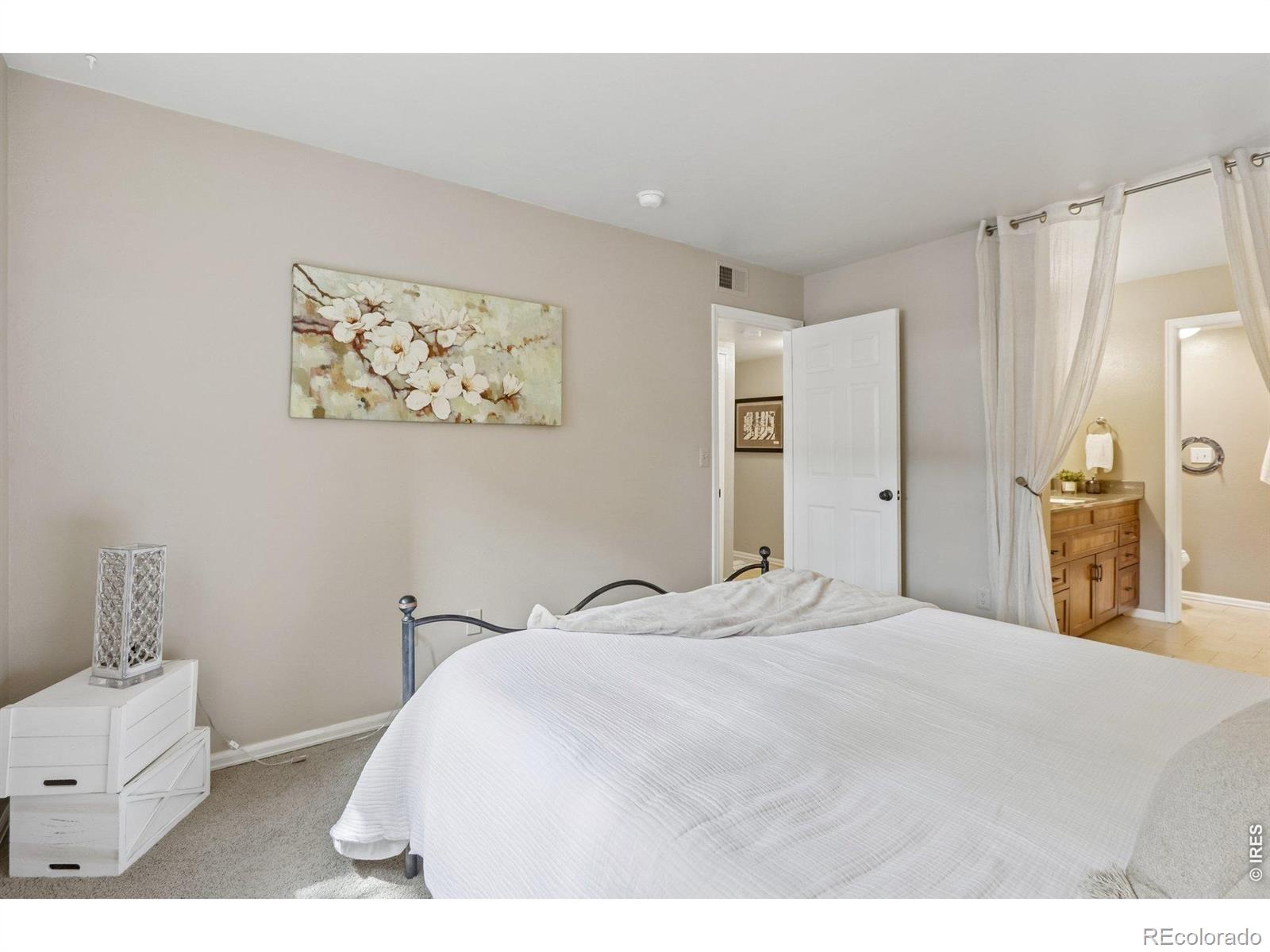 MLS Image #3 for 60 s boulder circle,boulder, Colorado