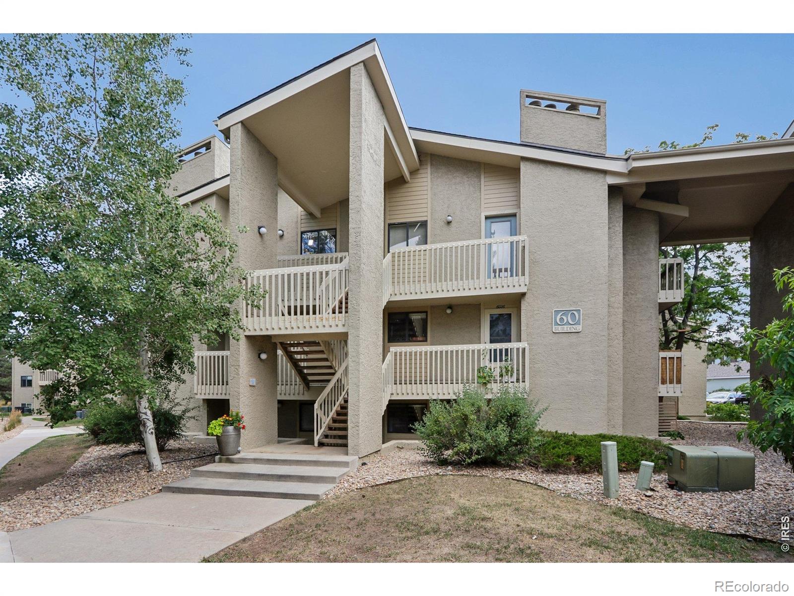 MLS Image #8 for 60 s boulder circle,boulder, Colorado