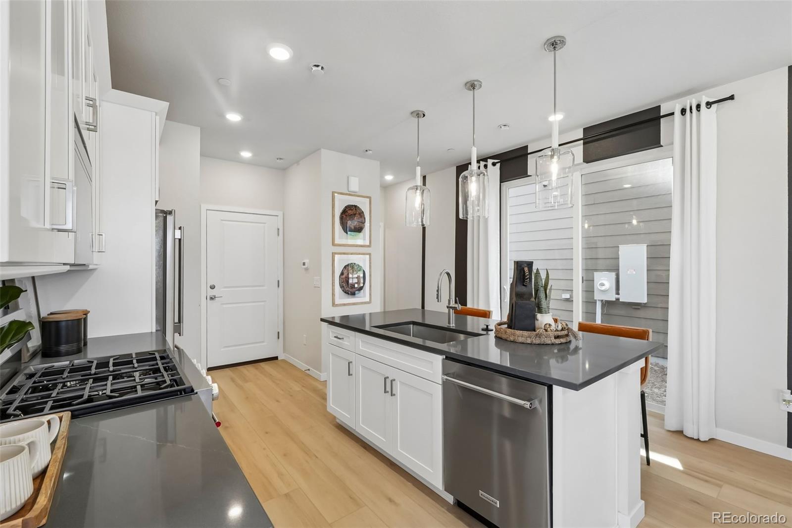 MLS Image #10 for 8415  federal boulevard,westminster, Colorado