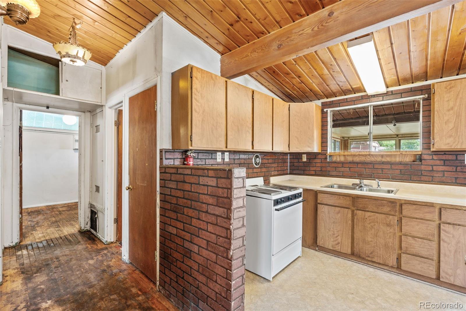 MLS Image #16 for 3201  illinois avenue,colorado springs, Colorado