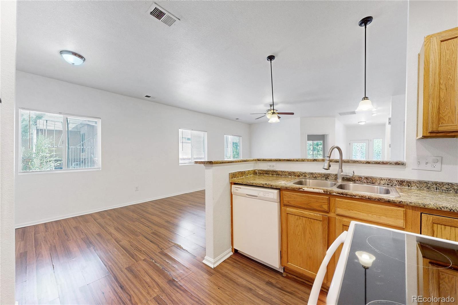 MLS Image #10 for 12178 e kansas place,aurora, Colorado