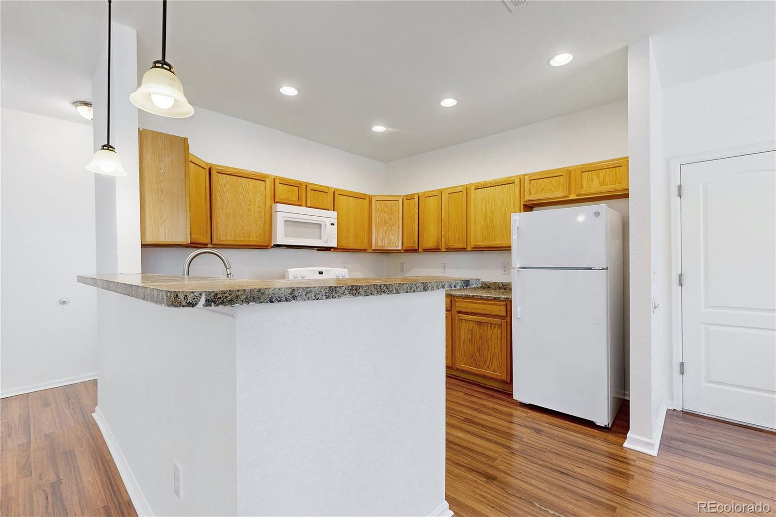 MLS Image #9 for 12178 e kansas place,aurora, Colorado