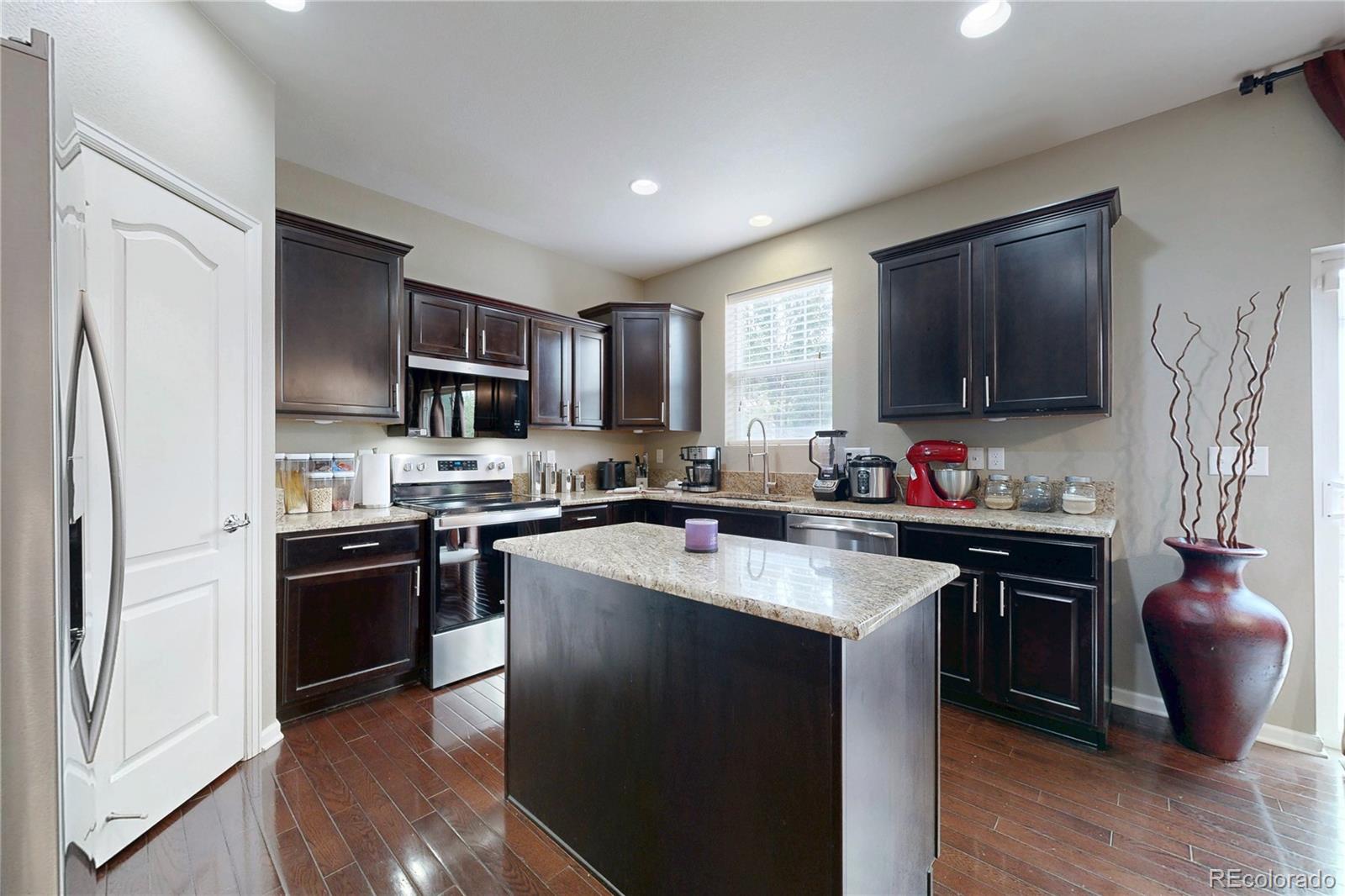 MLS Image #7 for 6431 s ider street,aurora, Colorado