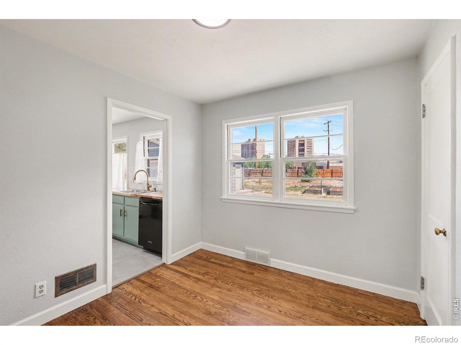 MLS Image #6 for 2410  14th avenue,greeley, Colorado