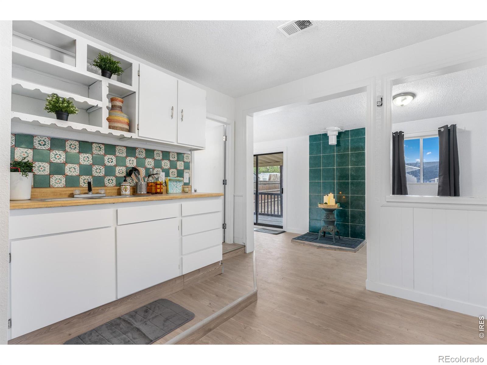 MLS Image #18 for 1504 n 26th avenue,greeley, Colorado