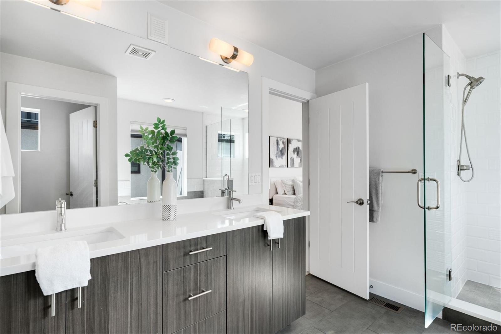 MLS Image #13 for 2115  eliot street,denver, Colorado