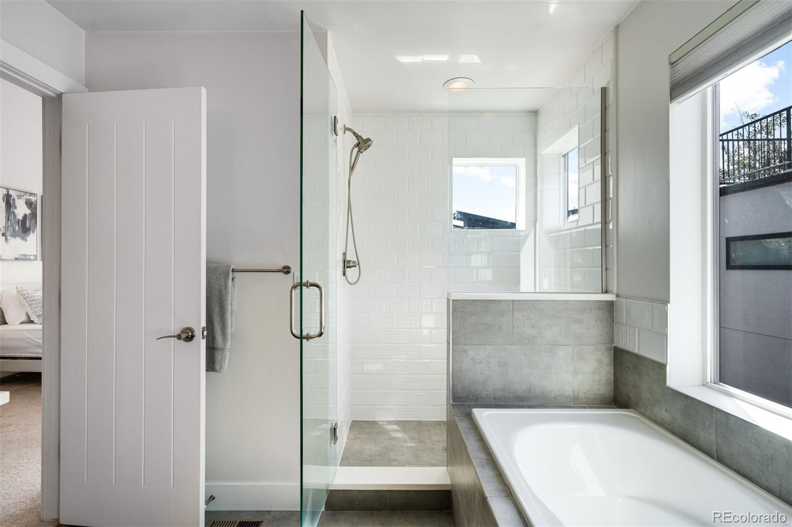 MLS Image #14 for 2115  eliot street,denver, Colorado