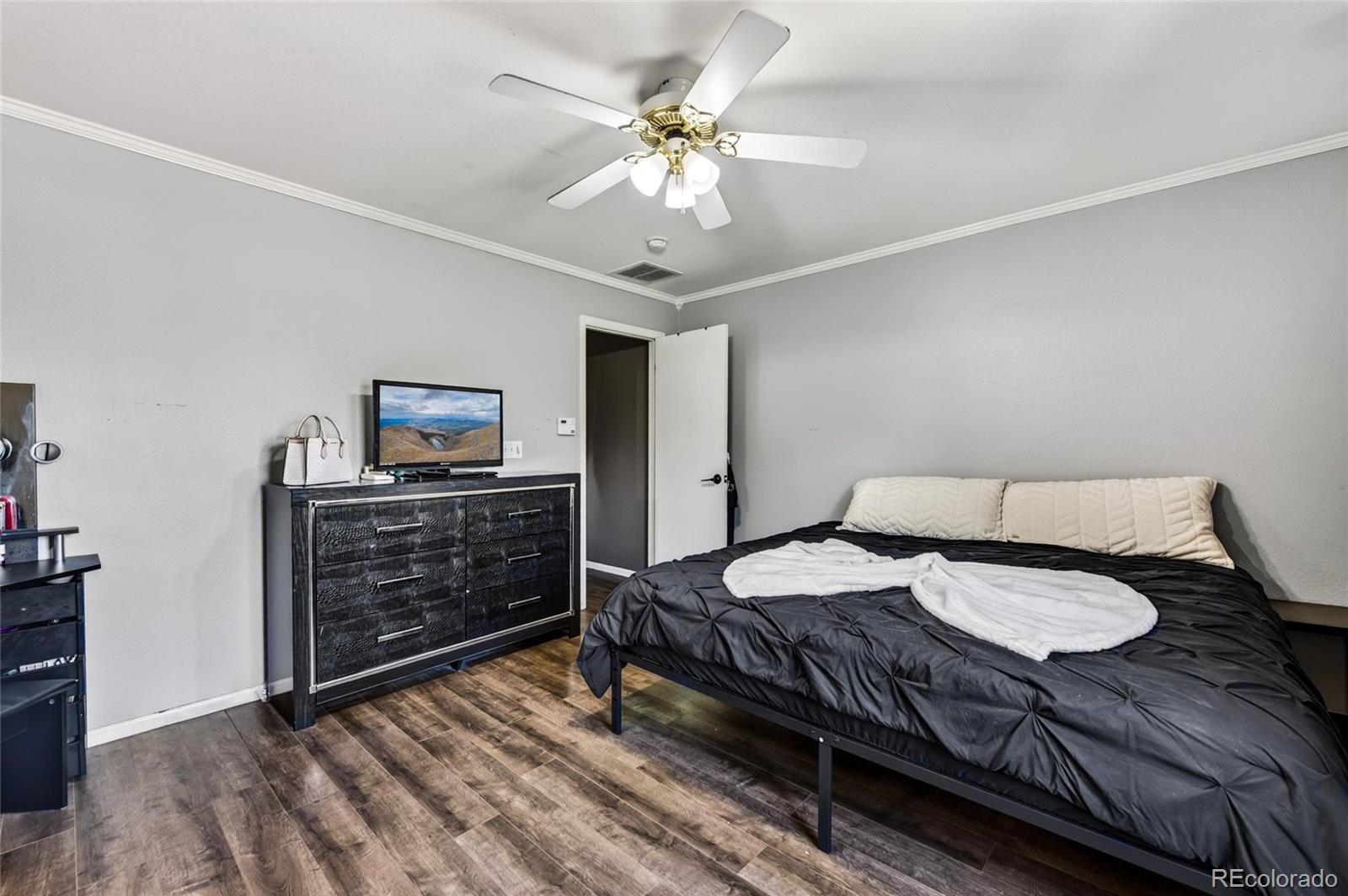 MLS Image #9 for 846  mockingbird lane,brighton, Colorado