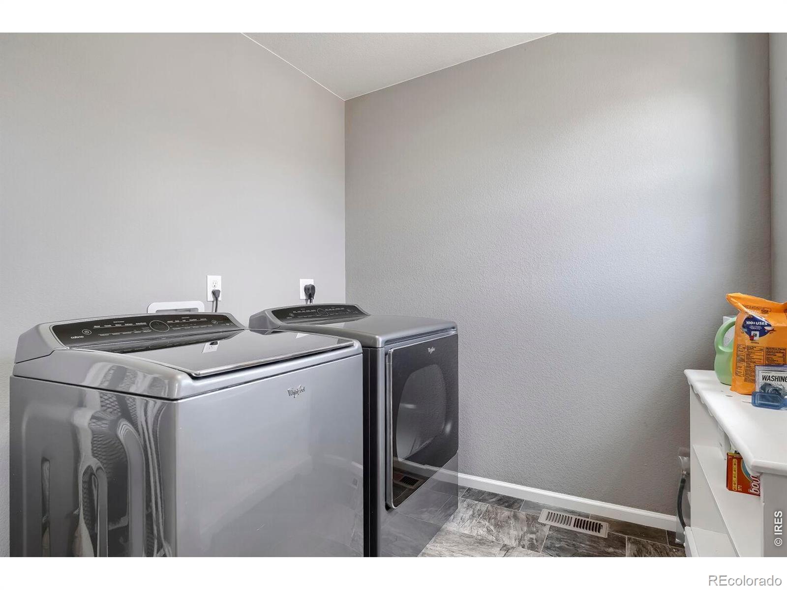 MLS Image #20 for 6977  isabell lane,arvada, Colorado