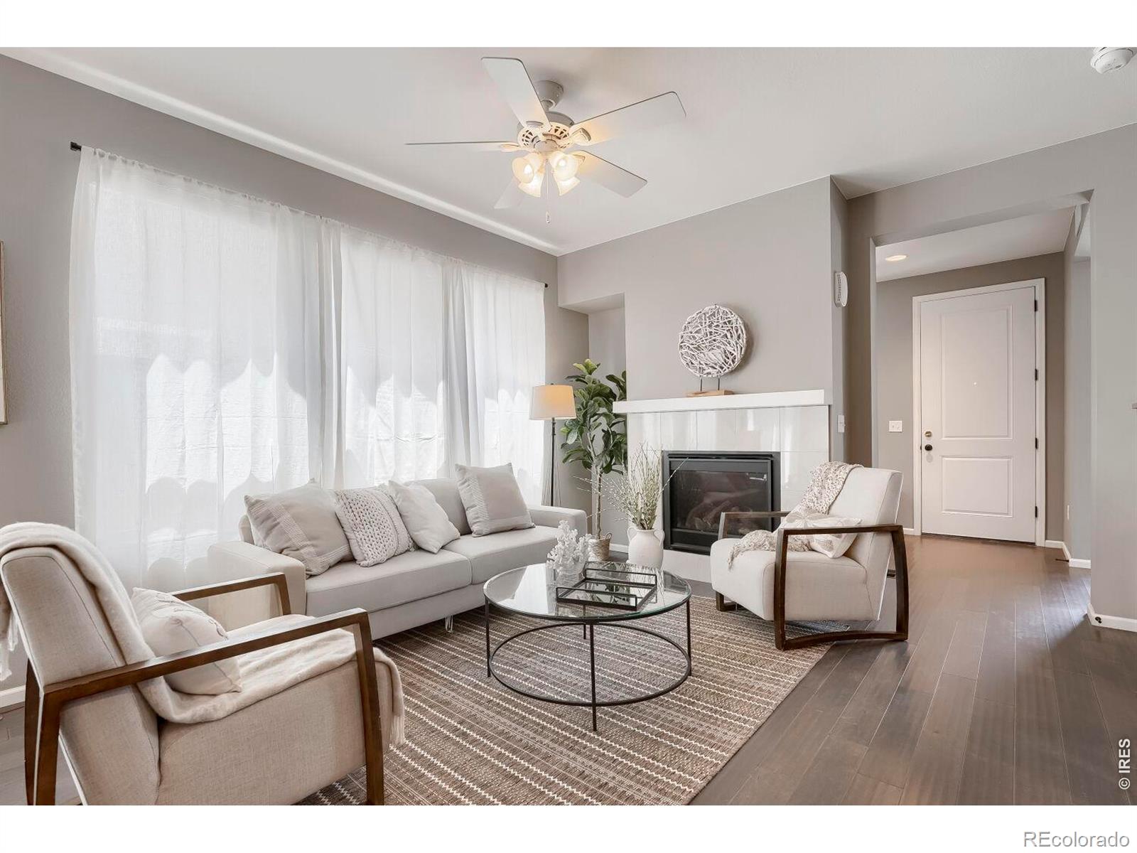 MLS Image #3 for 6977  isabell lane,arvada, Colorado