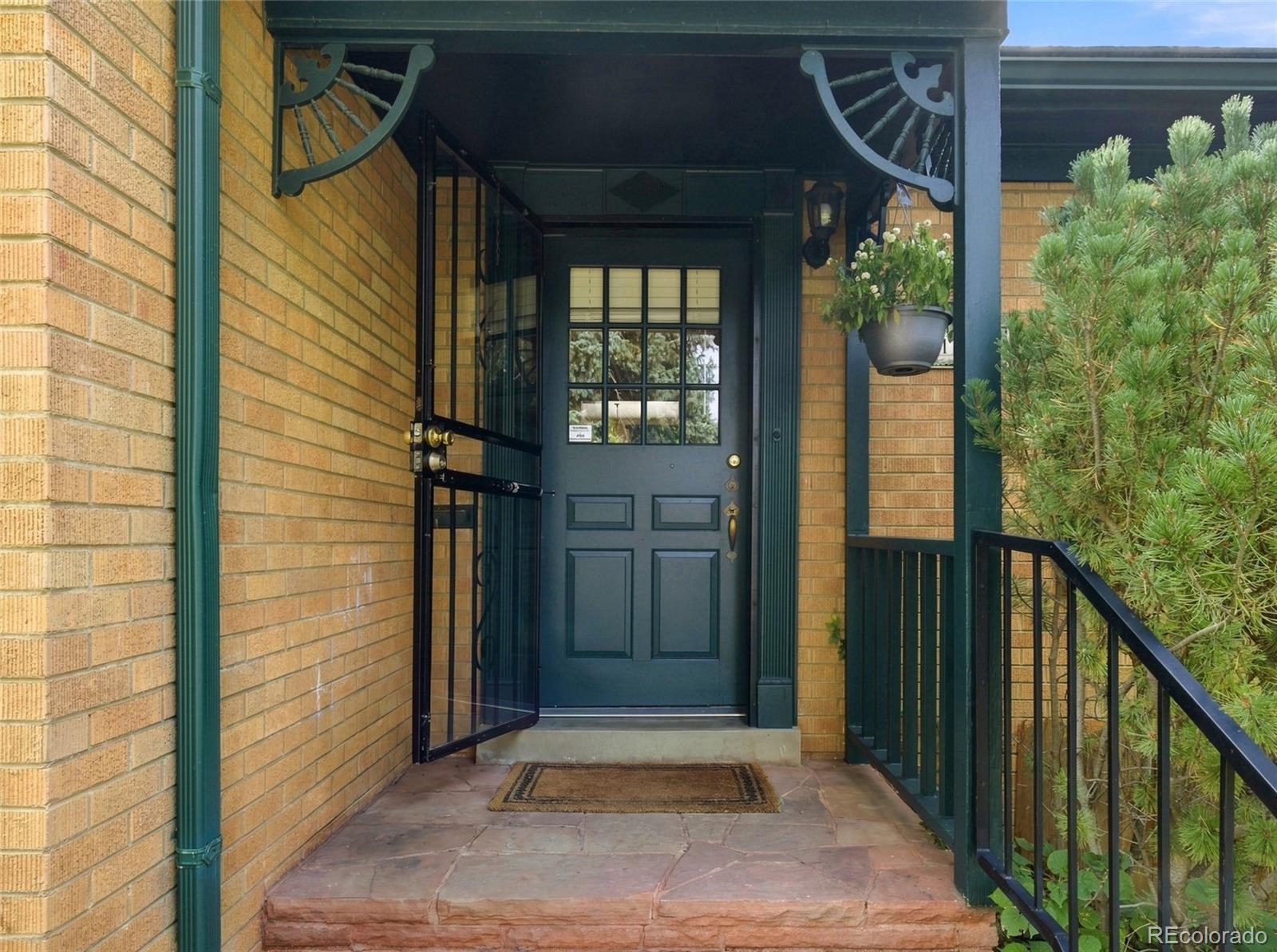 MLS Image #2 for 1010  newport street,denver, Colorado