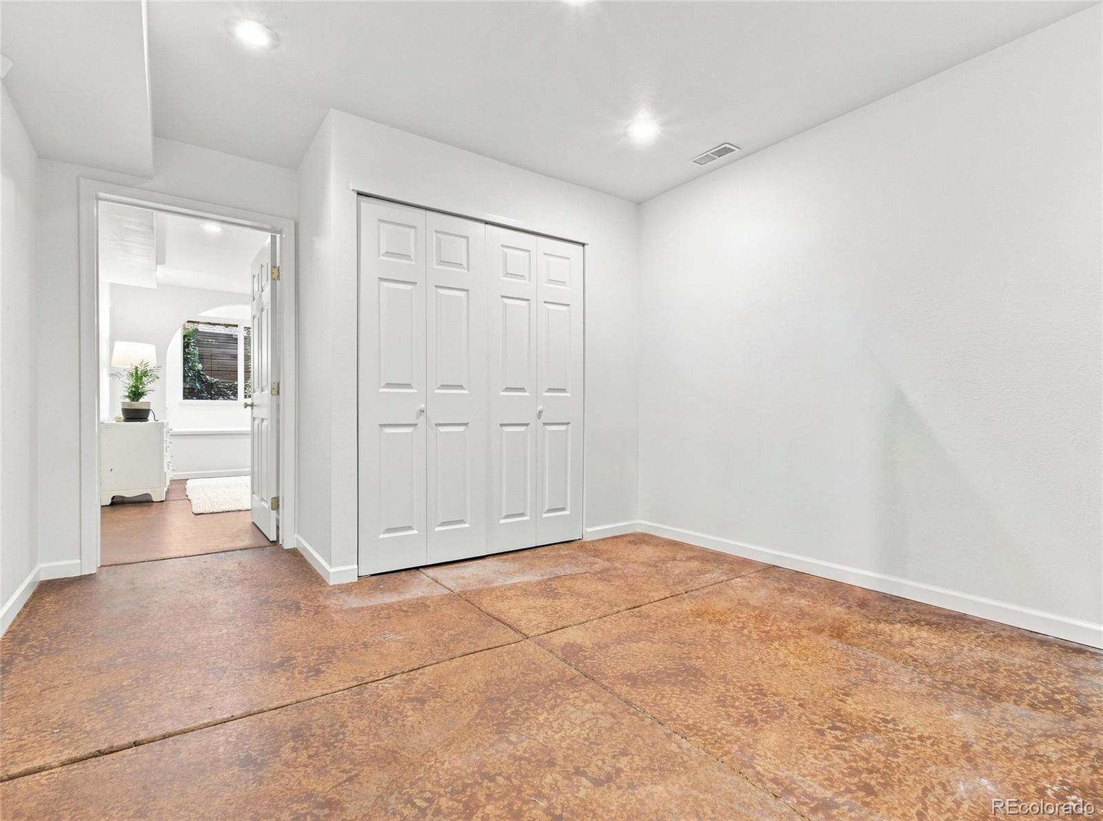 MLS Image #22 for 1010  newport street,denver, Colorado