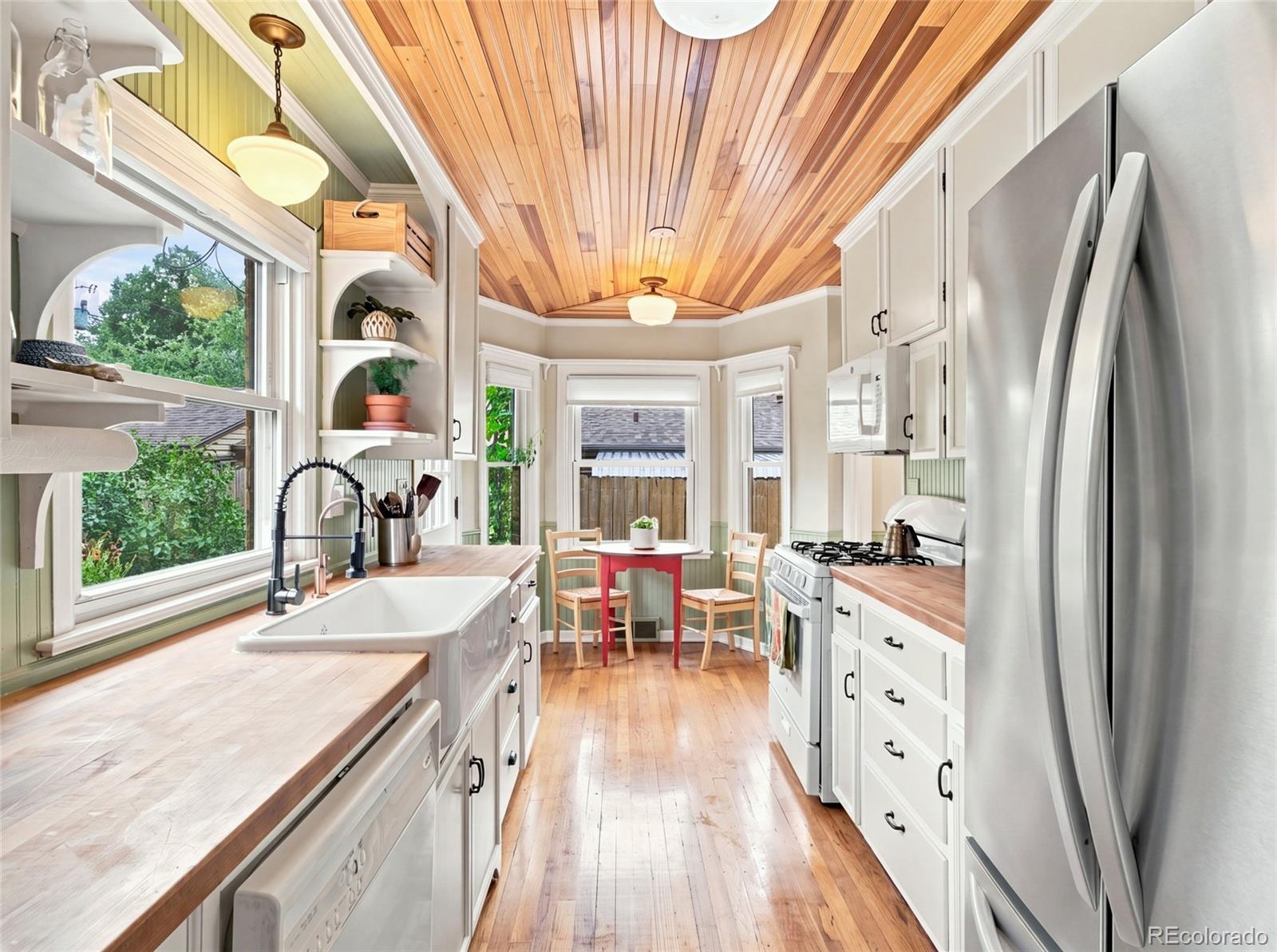 MLS Image #3 for 1010  newport street,denver, Colorado