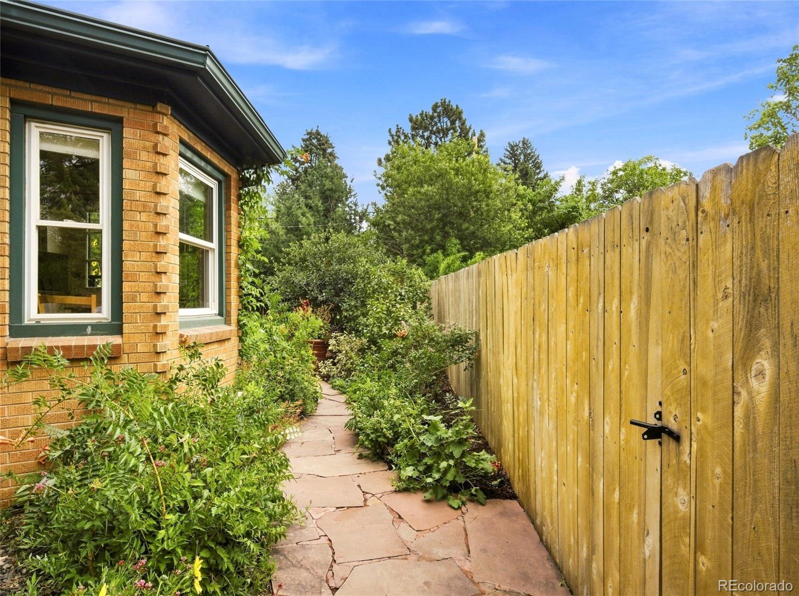 MLS Image #32 for 1010  newport street,denver, Colorado