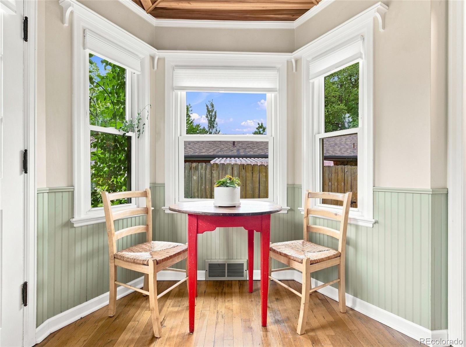 MLS Image #6 for 1010  newport street,denver, Colorado
