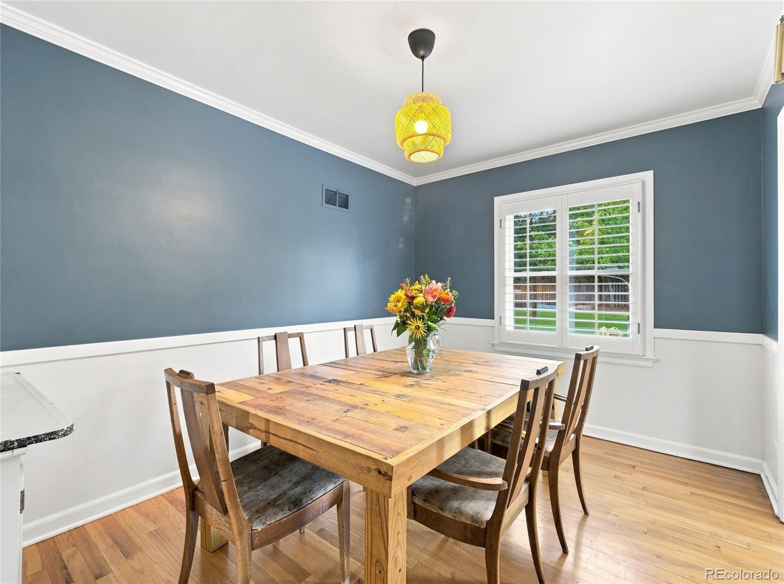 MLS Image #9 for 1010  newport street,denver, Colorado