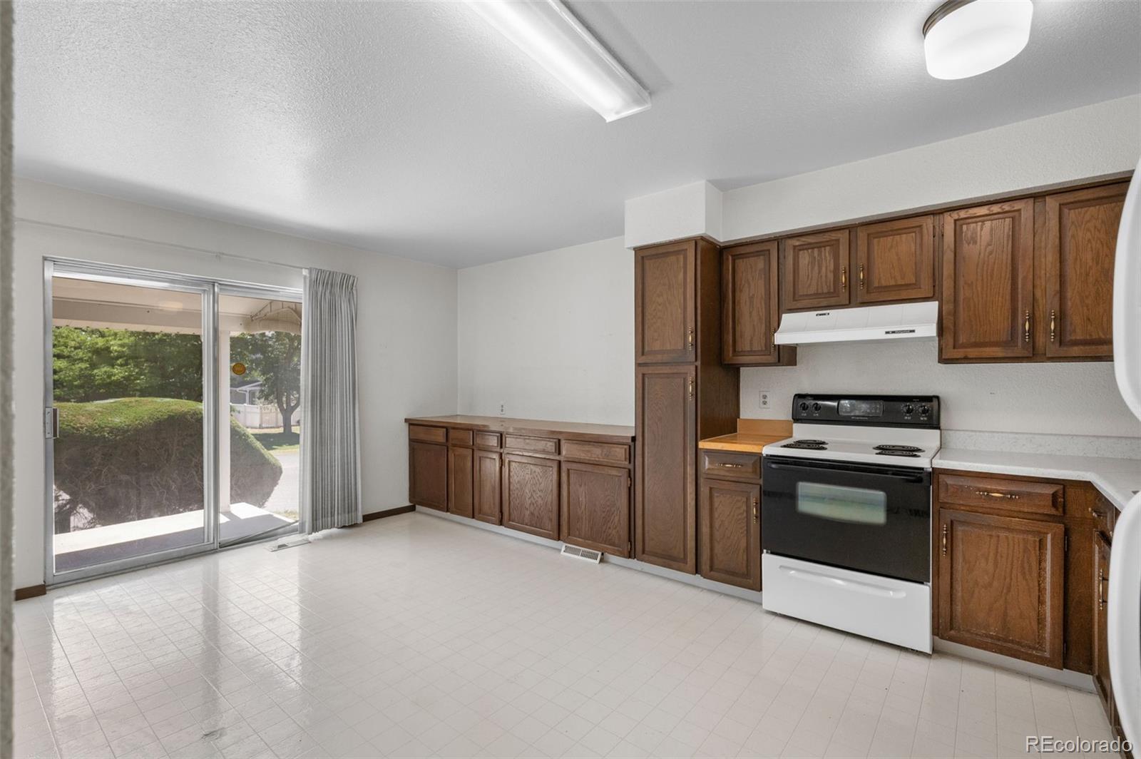 MLS Image #7 for 2724 s xanadu way,aurora, Colorado