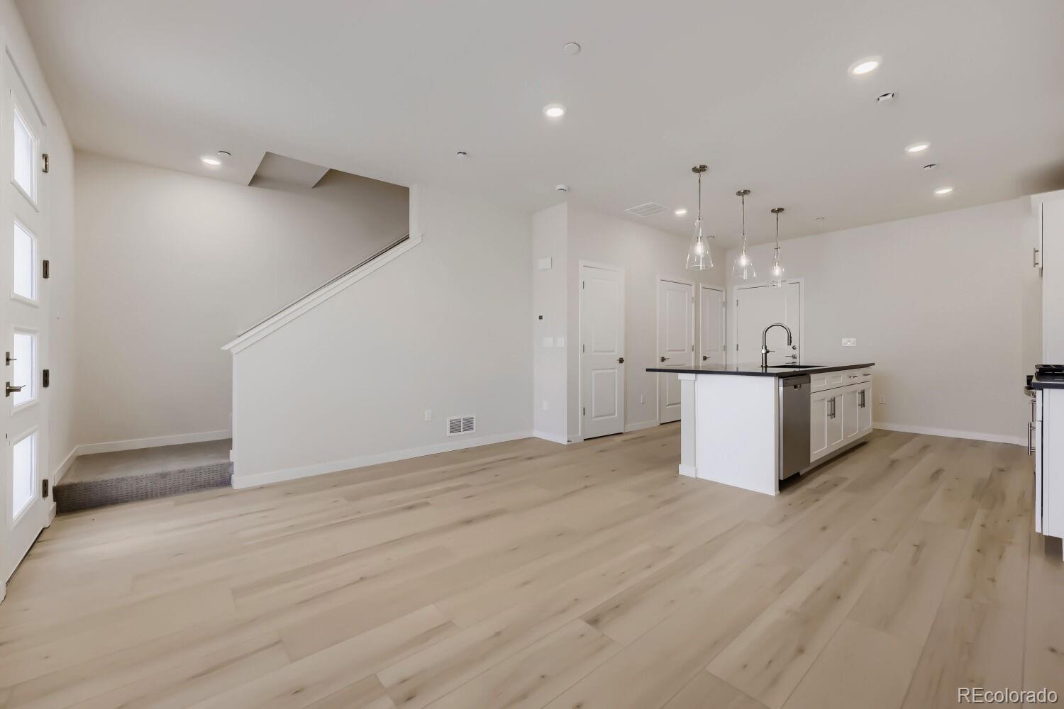 MLS Image #5 for 3370 w 87th avenue,westminster, Colorado