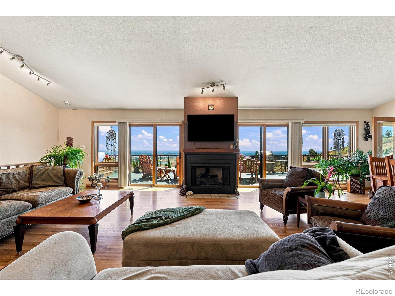 MLS Image #5 for 7372  olde stage road,boulder, Colorado
