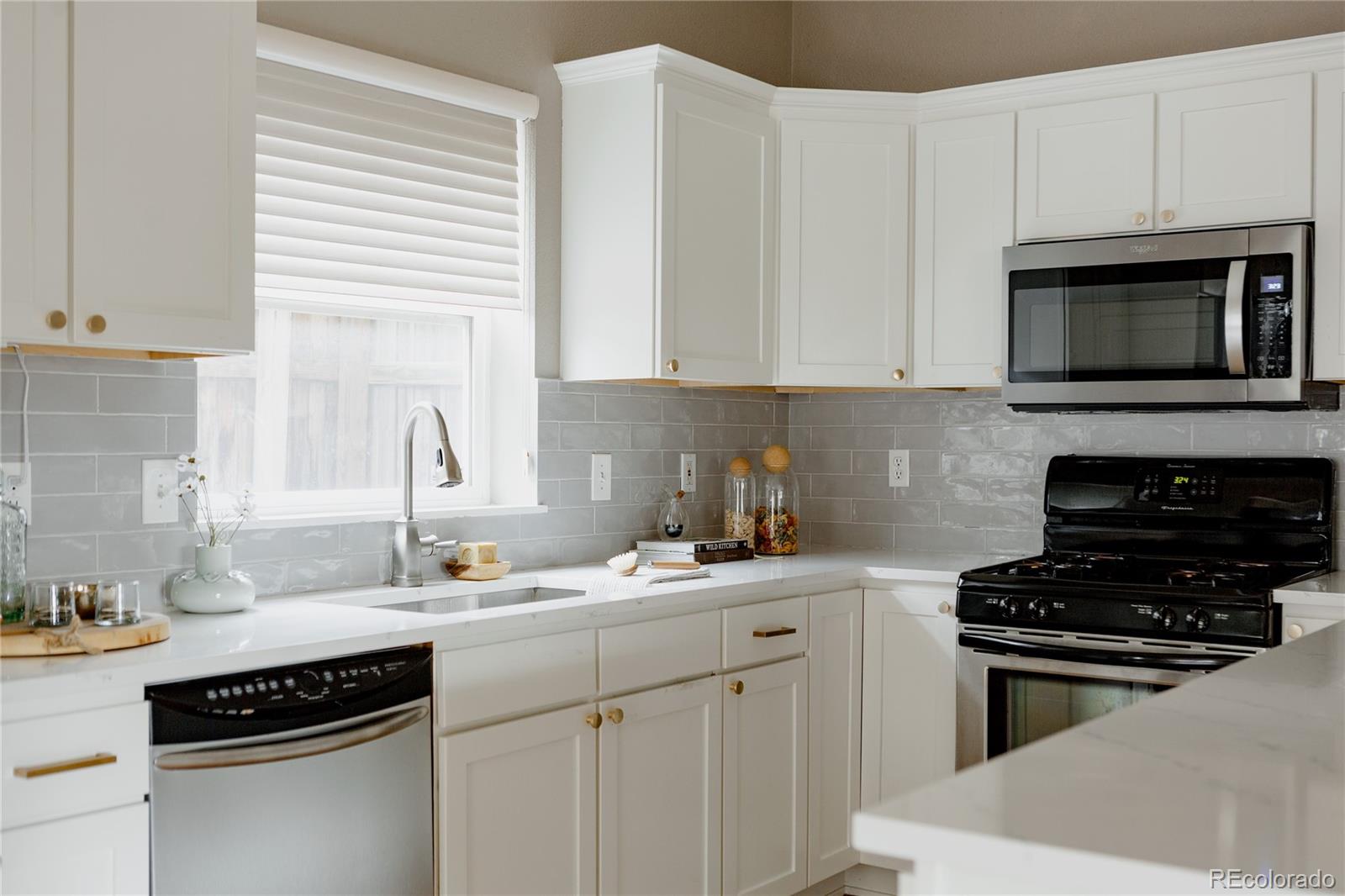 MLS Image #17 for 3727 w 37th avenue,denver, Colorado