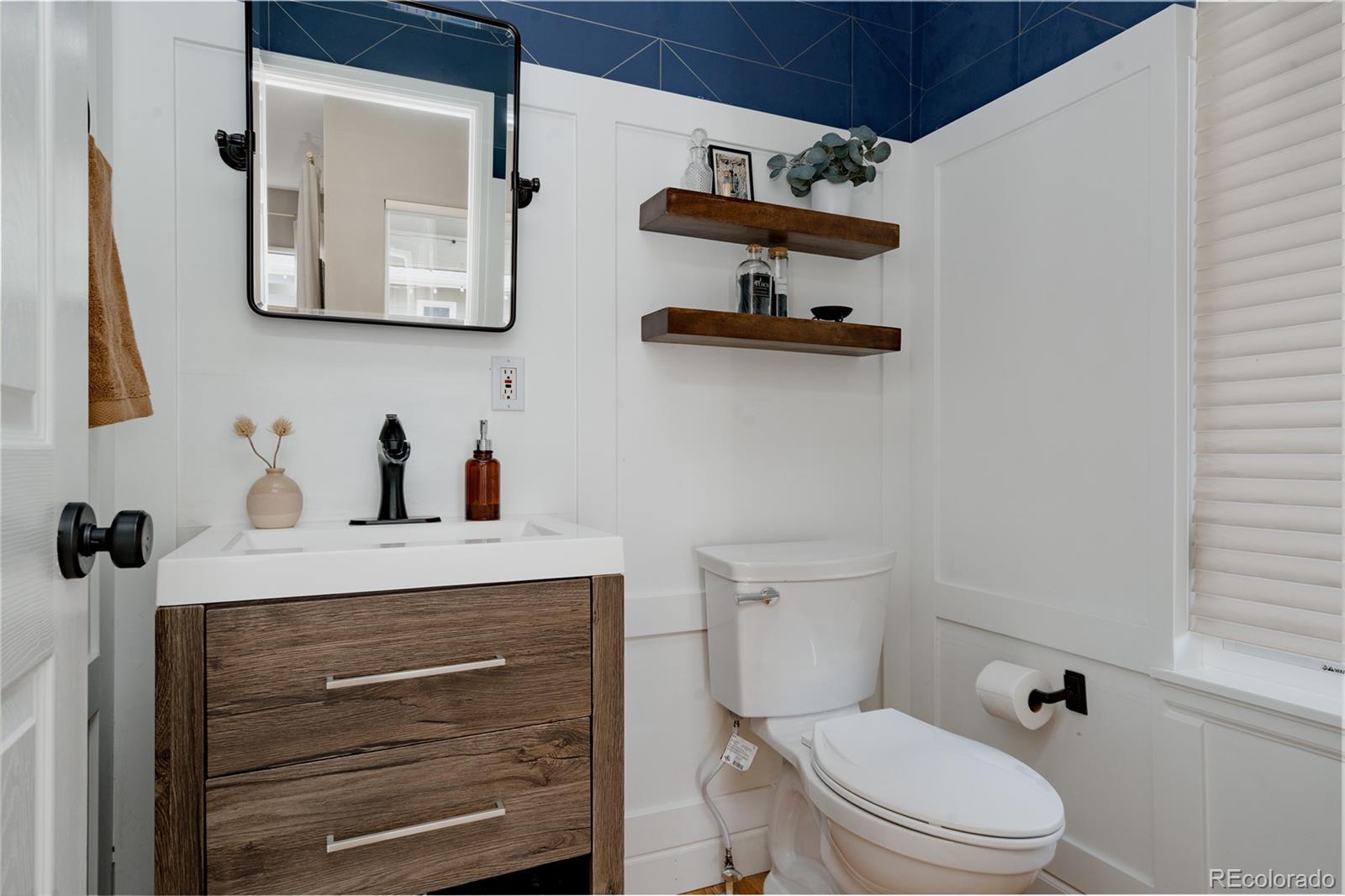 MLS Image #18 for 3727 w 37th avenue,denver, Colorado
