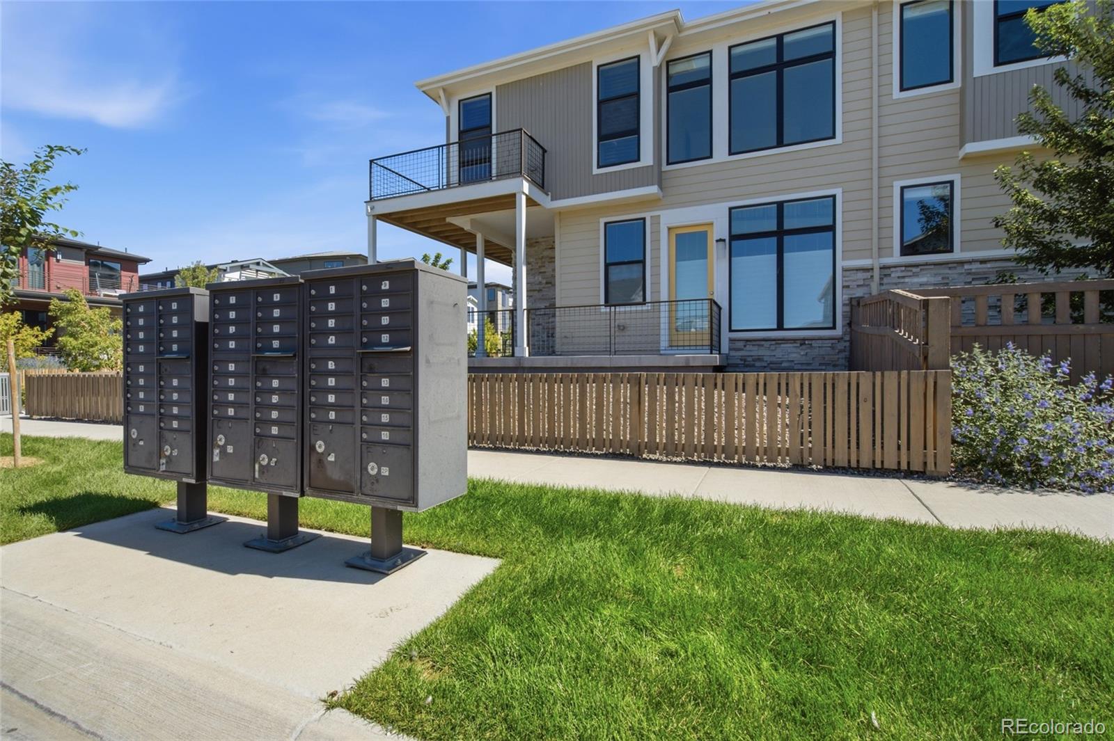 MLS Image #28 for 5920 n perth street,aurora, Colorado
