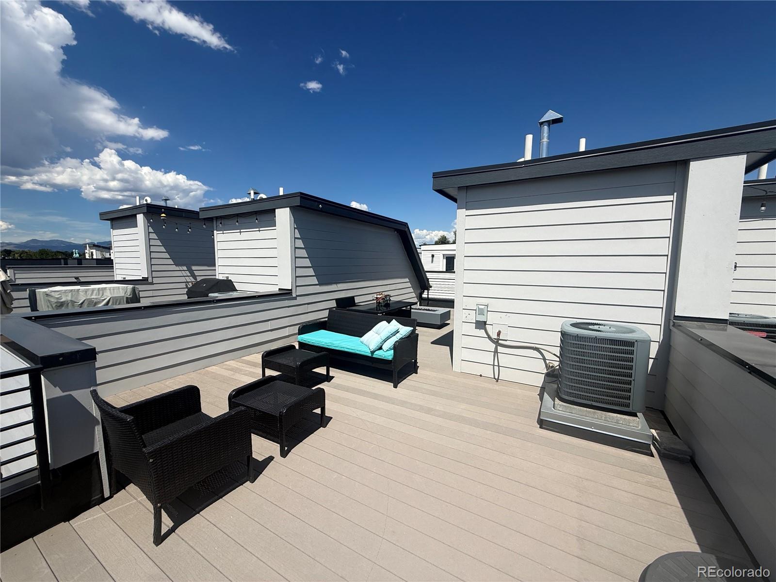 MLS Image #13 for 1284  stuart street,denver, Colorado