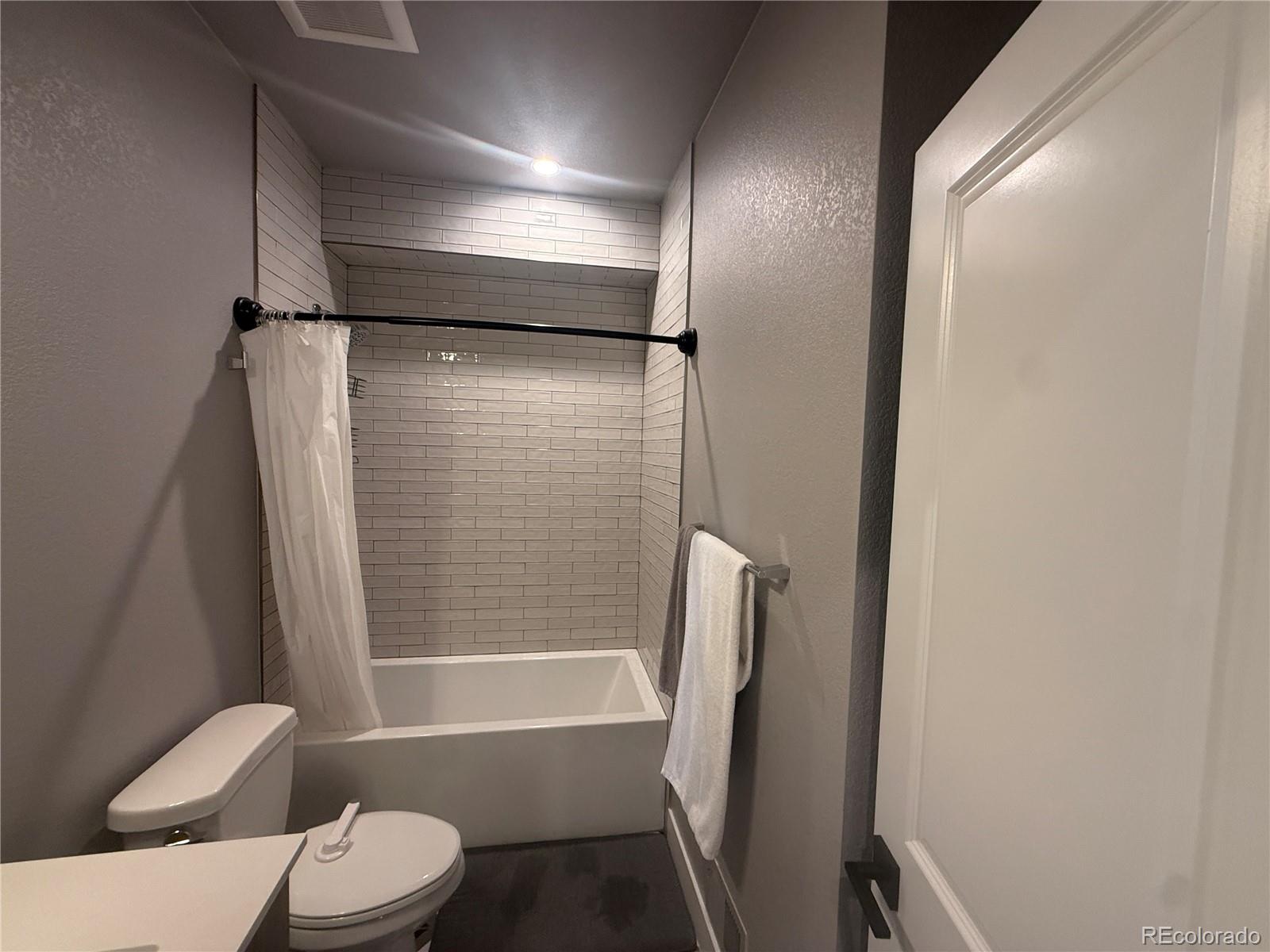 MLS Image #7 for 1284  stuart street,denver, Colorado