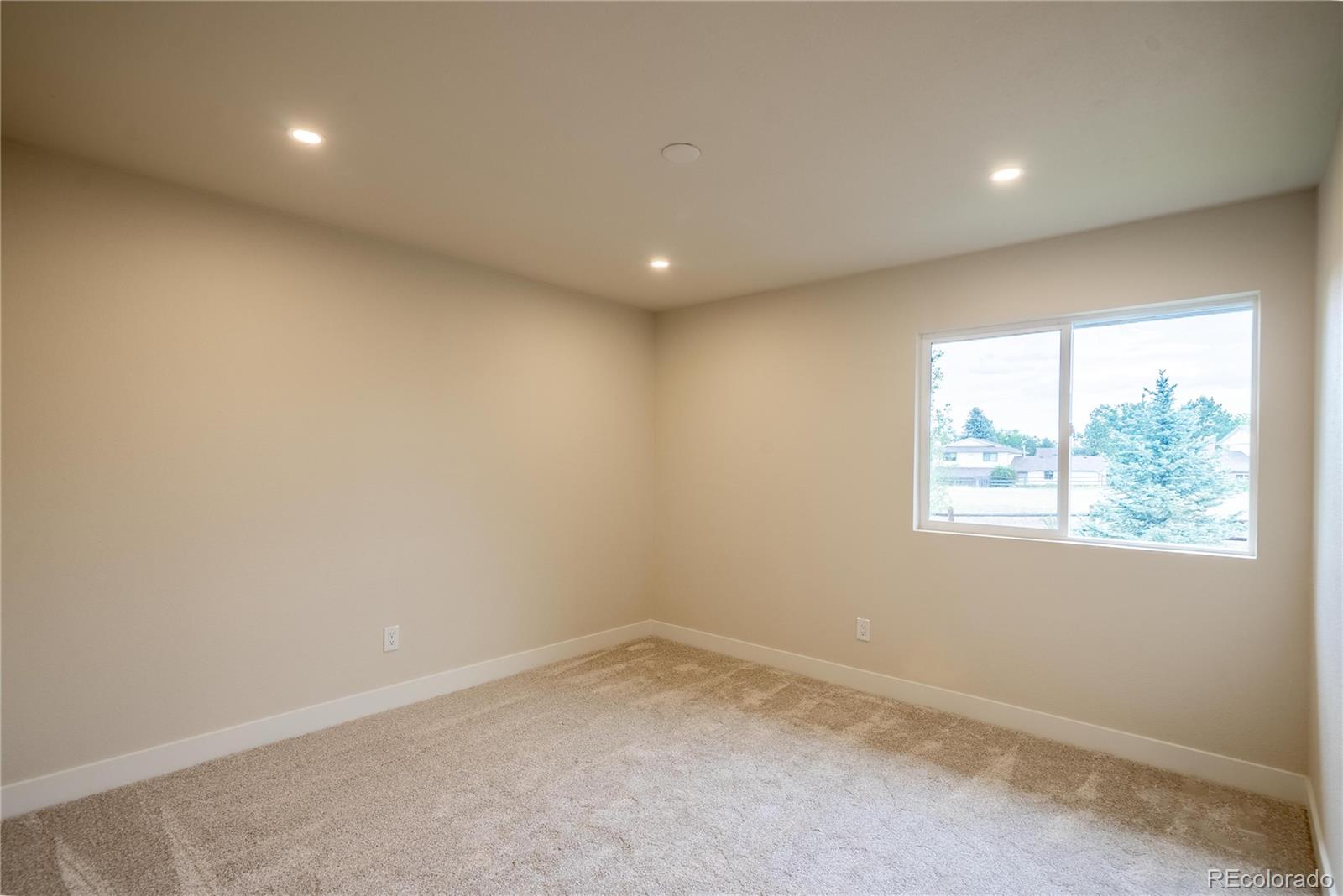 MLS Image #30 for 7706 s madison circle,centennial, Colorado