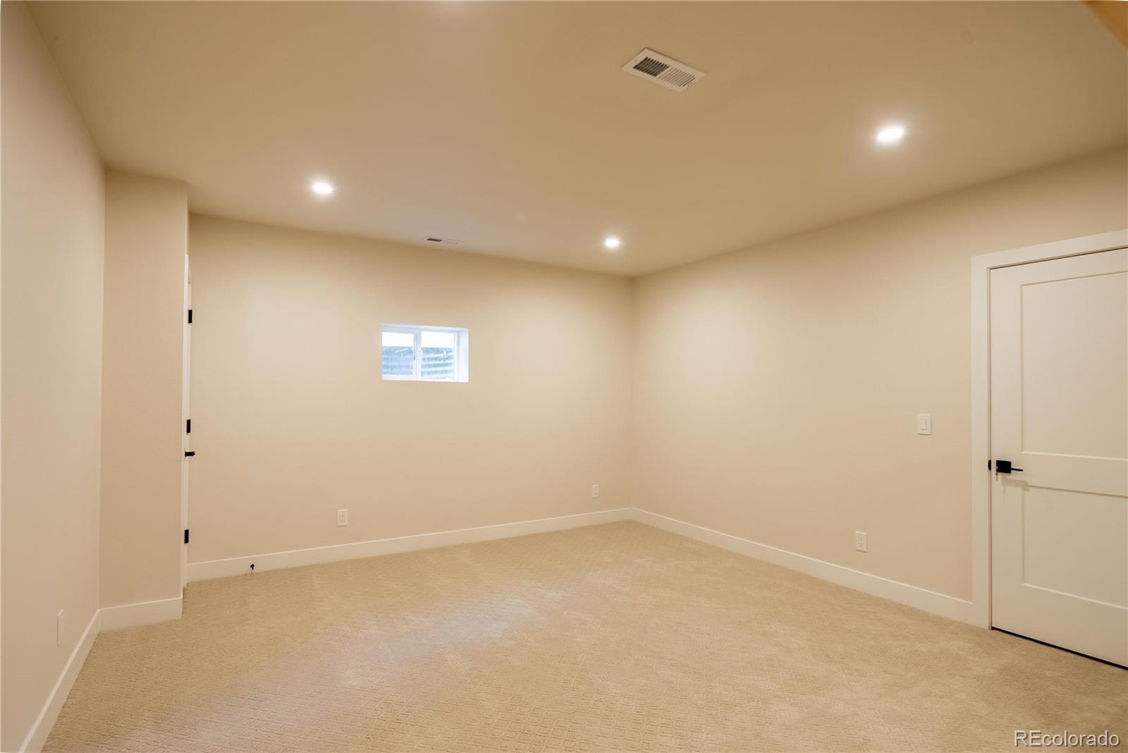 MLS Image #38 for 7706 s madison circle,centennial, Colorado