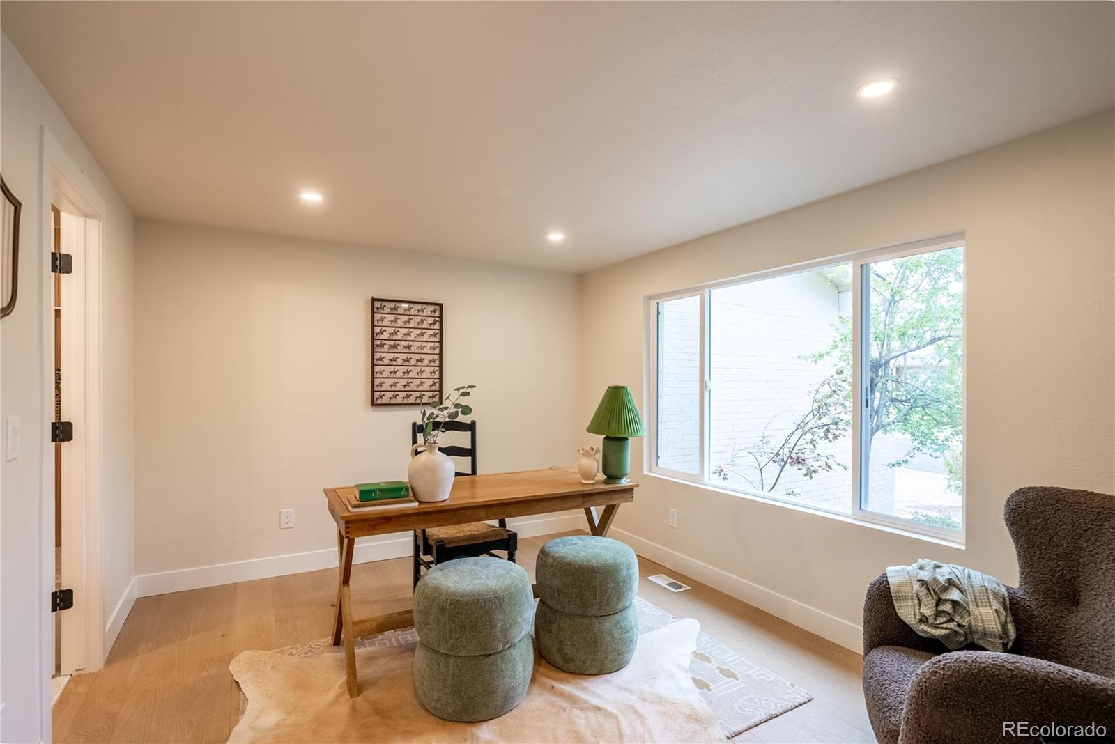 MLS Image #9 for 7706 s madison circle,centennial, Colorado