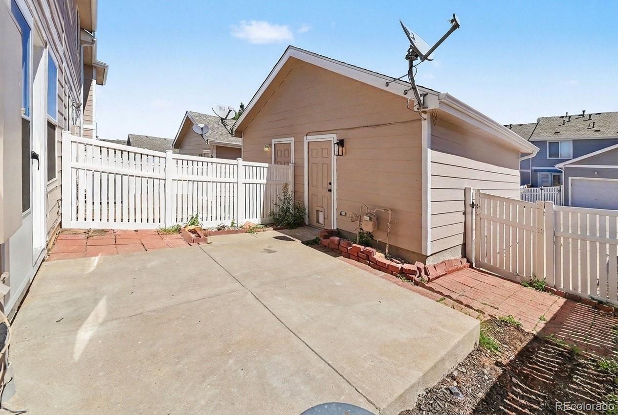 MLS Image #14 for 18978 e 58th avenue ,denver, Colorado