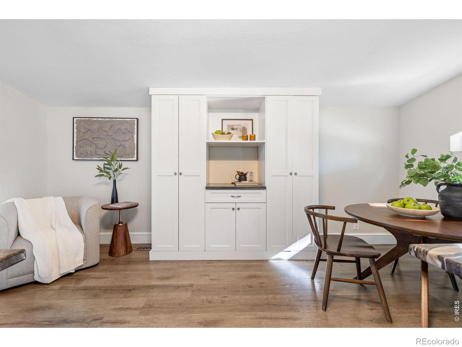 MLS Image #11 for 1265 s grape street,denver, Colorado