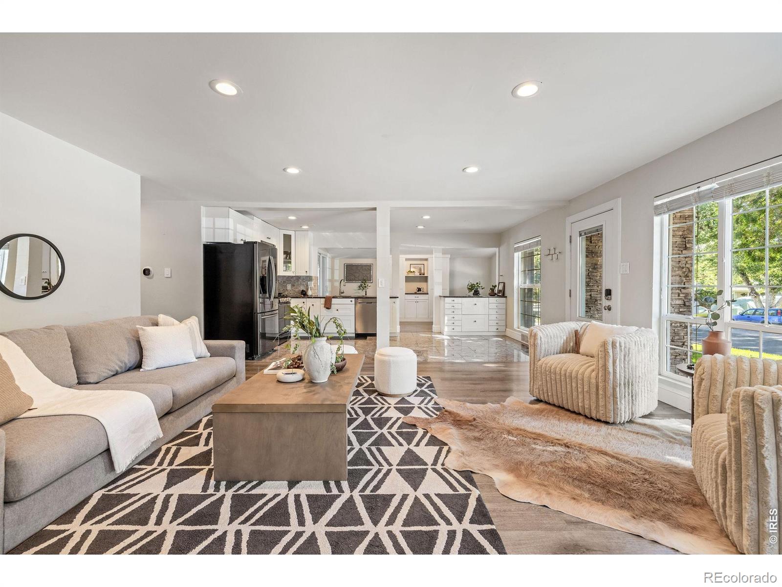 MLS Image #3 for 1265 s grape street,denver, Colorado