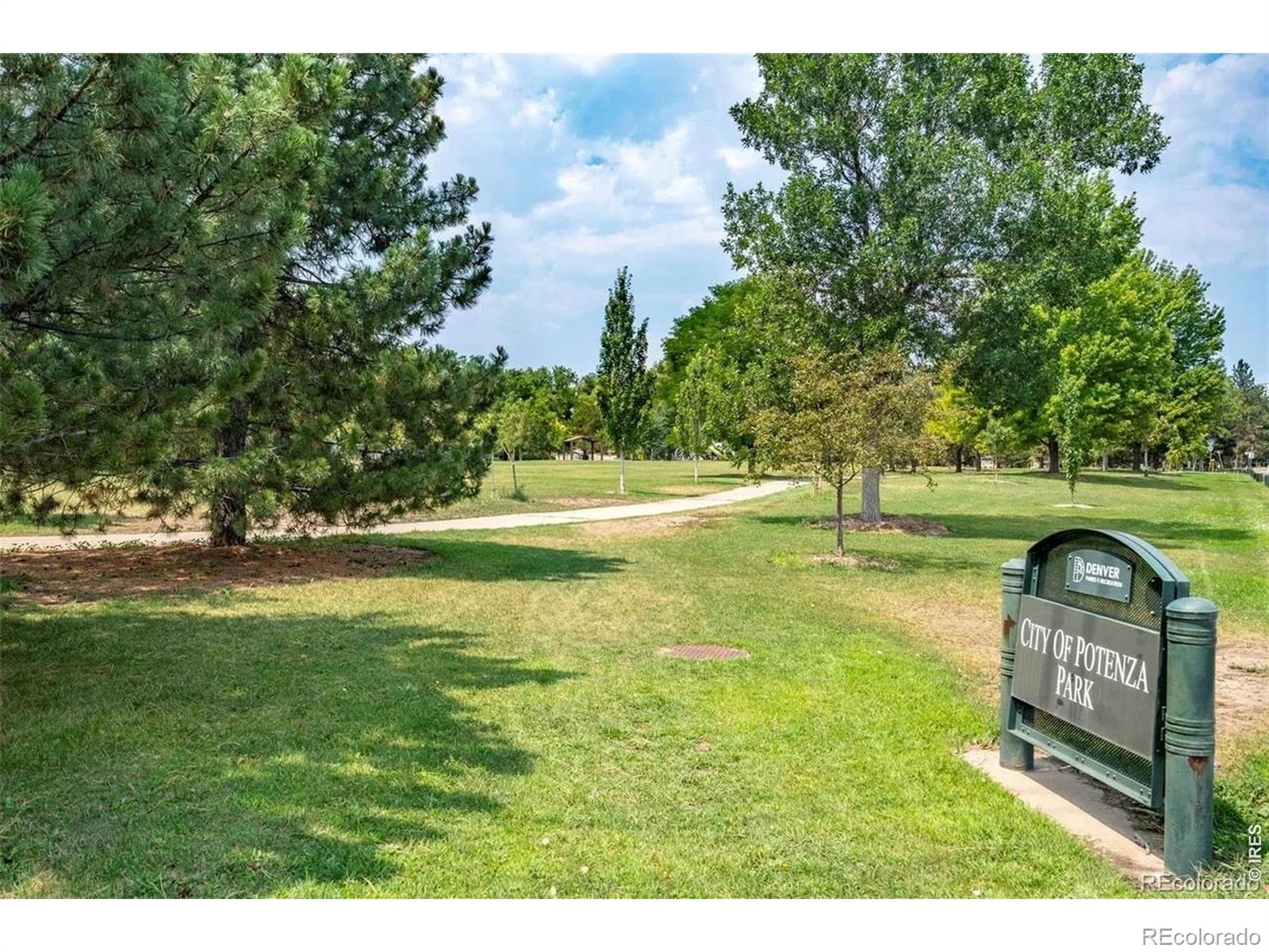 MLS Image #30 for 1265 s grape street,denver, Colorado