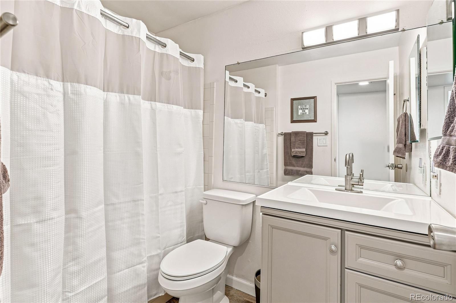 MLS Image #14 for 4400 s quebec street,denver, Colorado