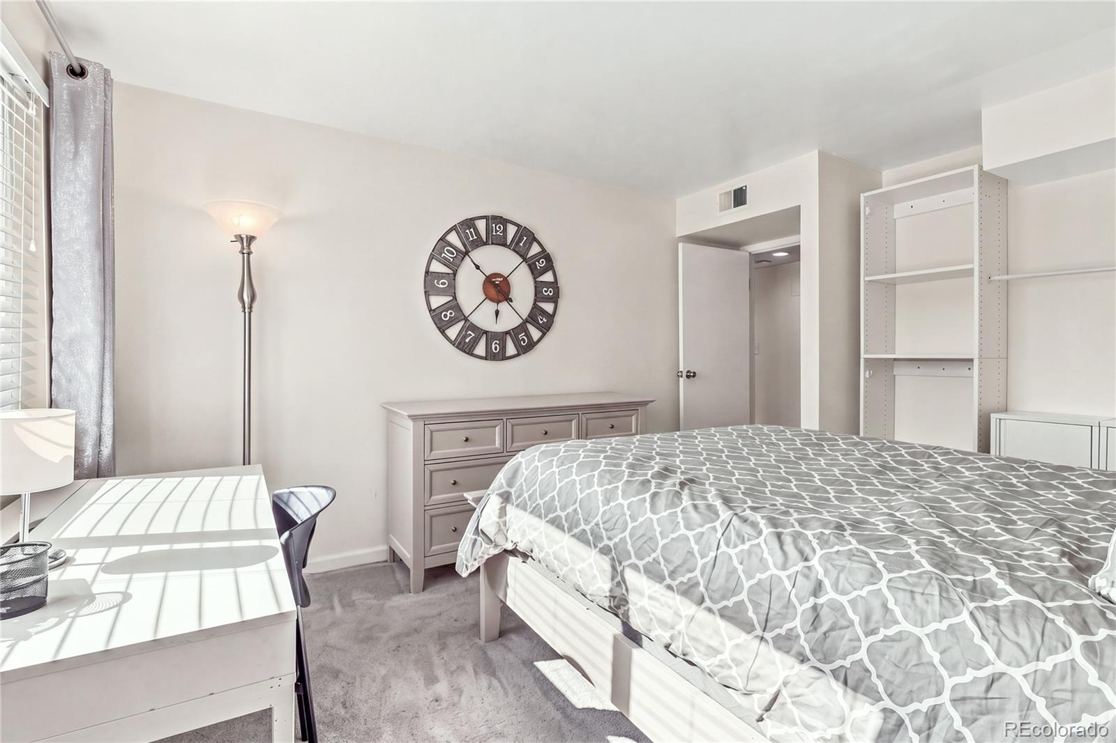 MLS Image #16 for 4400 s quebec street,denver, Colorado