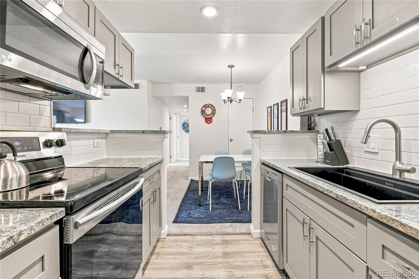 MLS Image #7 for 4400 s quebec street,denver, Colorado