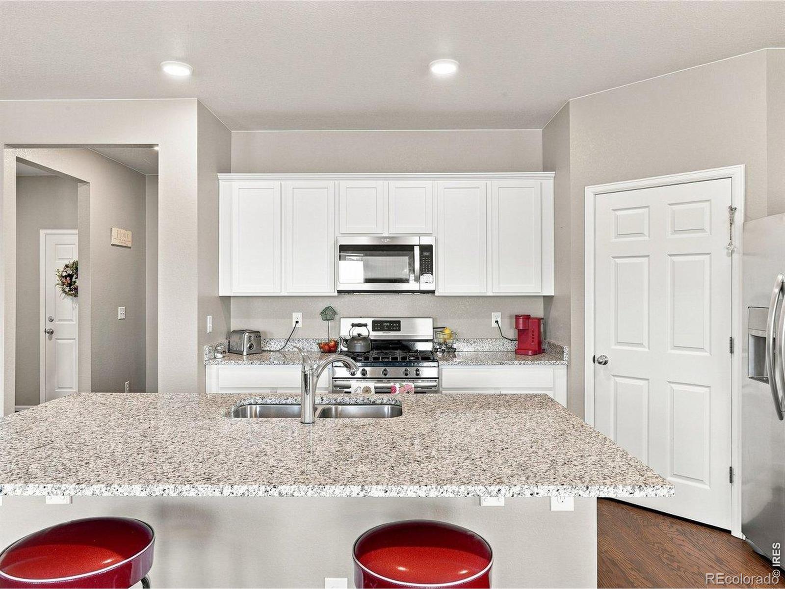 MLS Image #9 for 904  charlton drive,windsor, Colorado