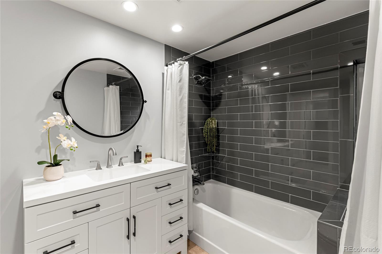 MLS Image #19 for 2470  winona court,denver, Colorado