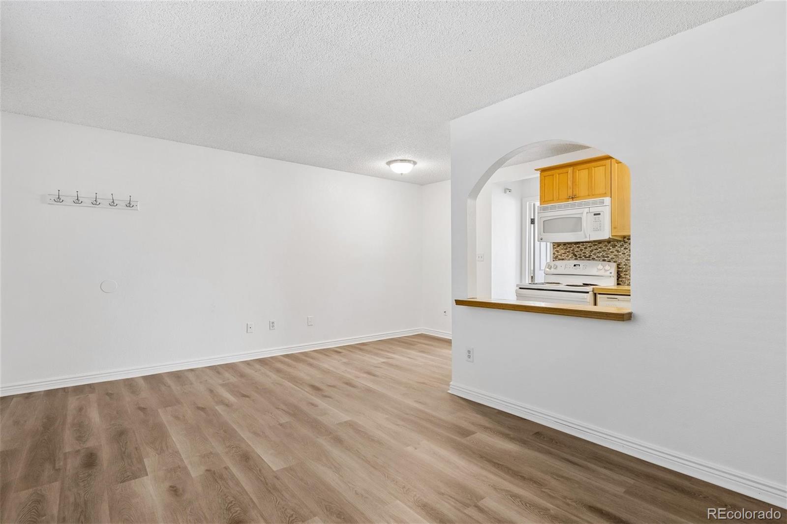 MLS Image #12 for 5875 e iliff avenue,denver, Colorado