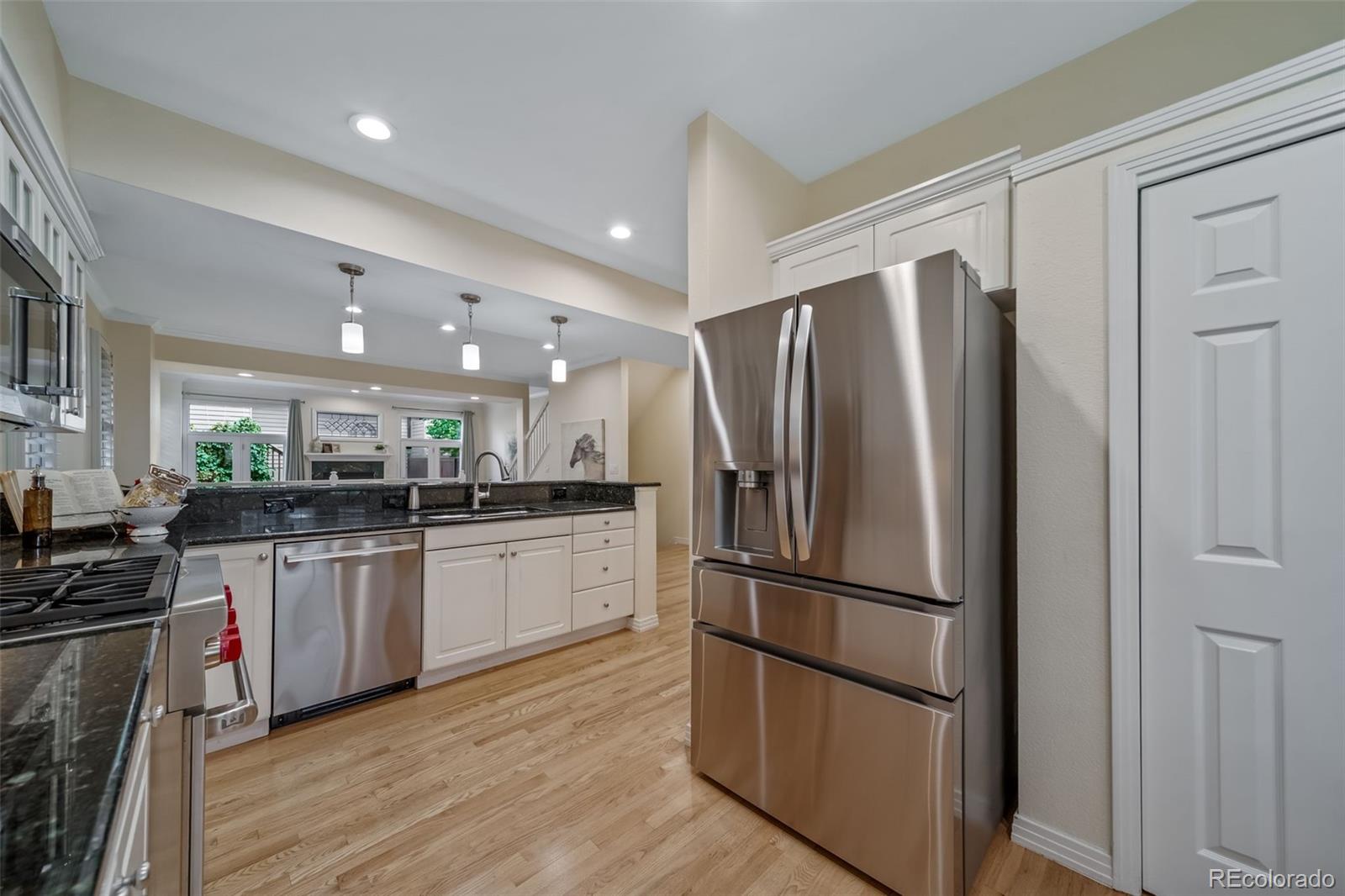 MLS Image #14 for 124  jackson street ,denver, Colorado