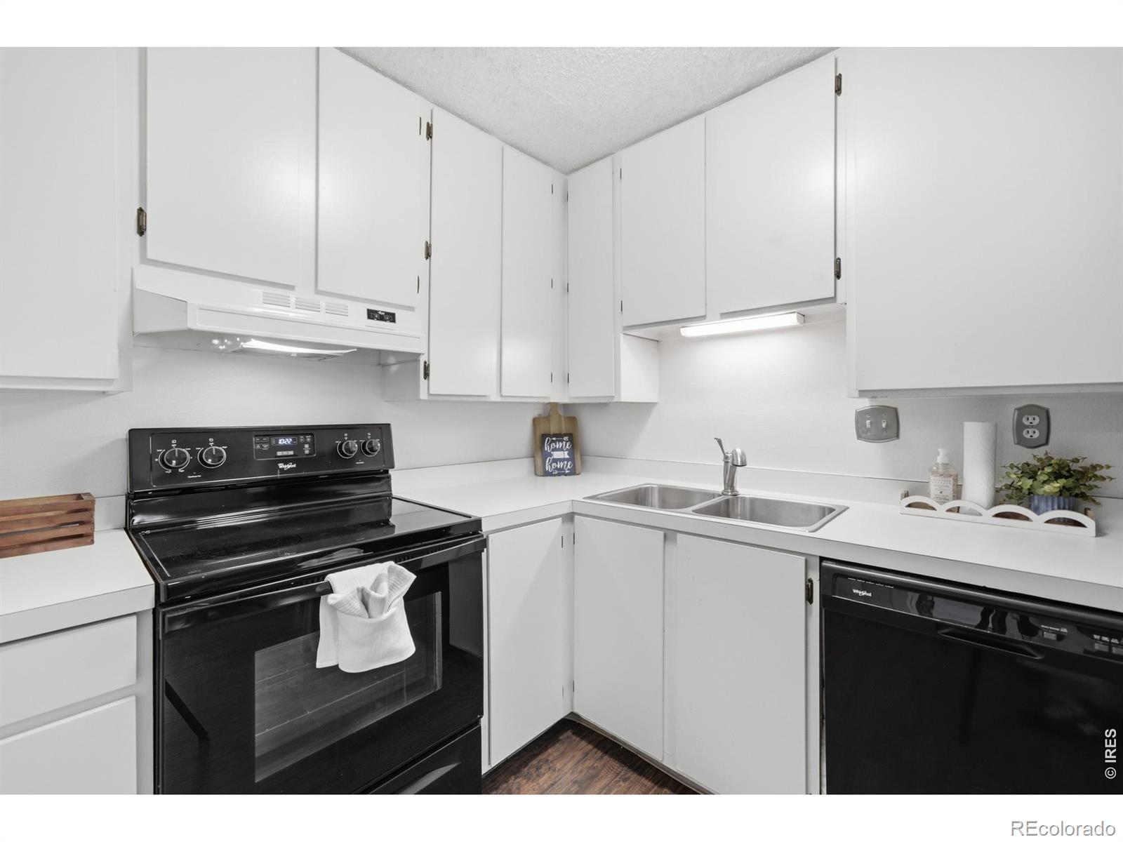 MLS Image #11 for 925  columbia road,fort collins, Colorado